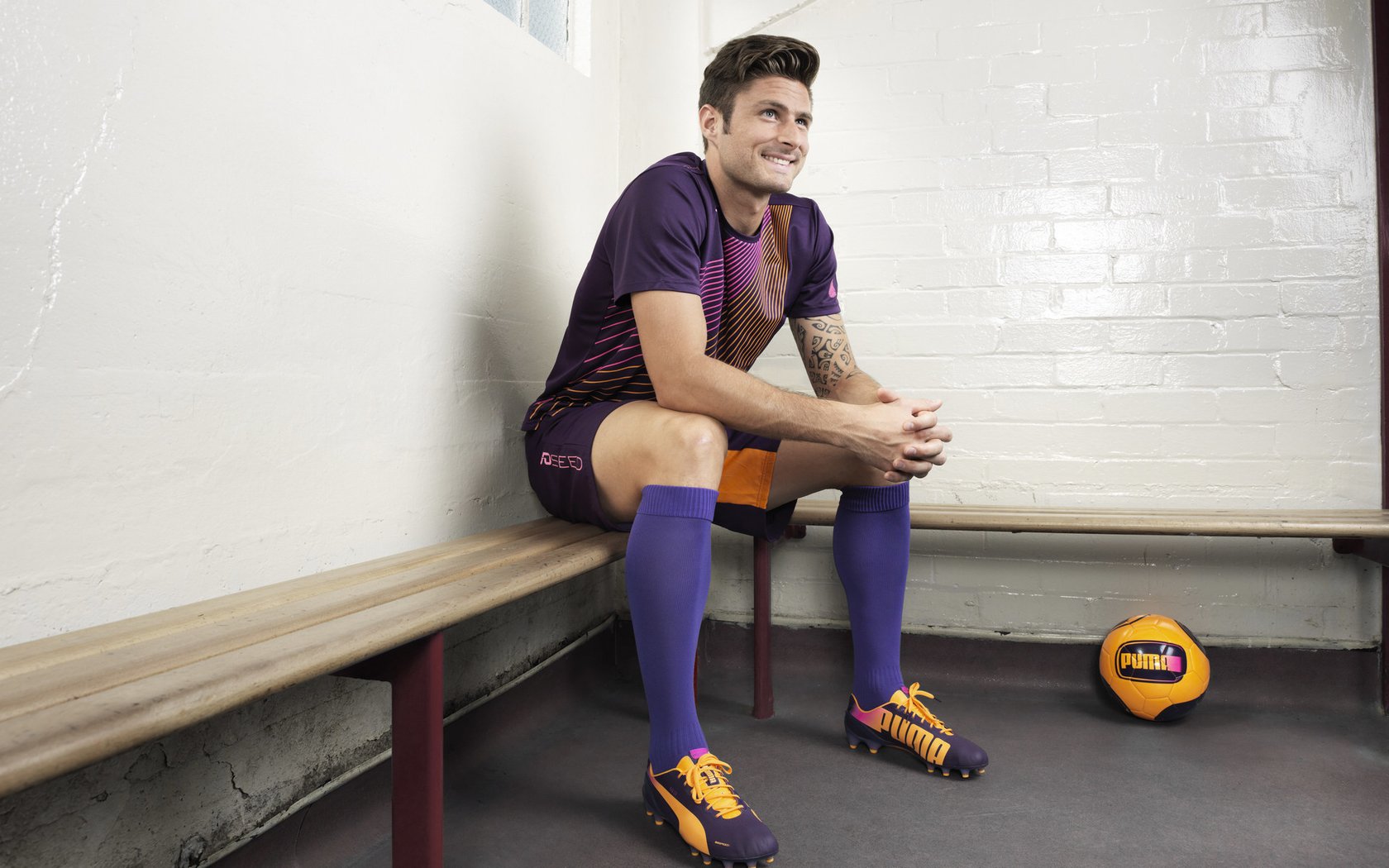 “极速追风：那些飞跃弯道的瞬间”，极速飞扬